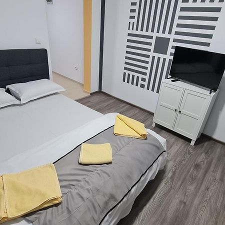 Pomiculturii Residence 3 ทิมิชัวรา ภายนอก รูปภาพ