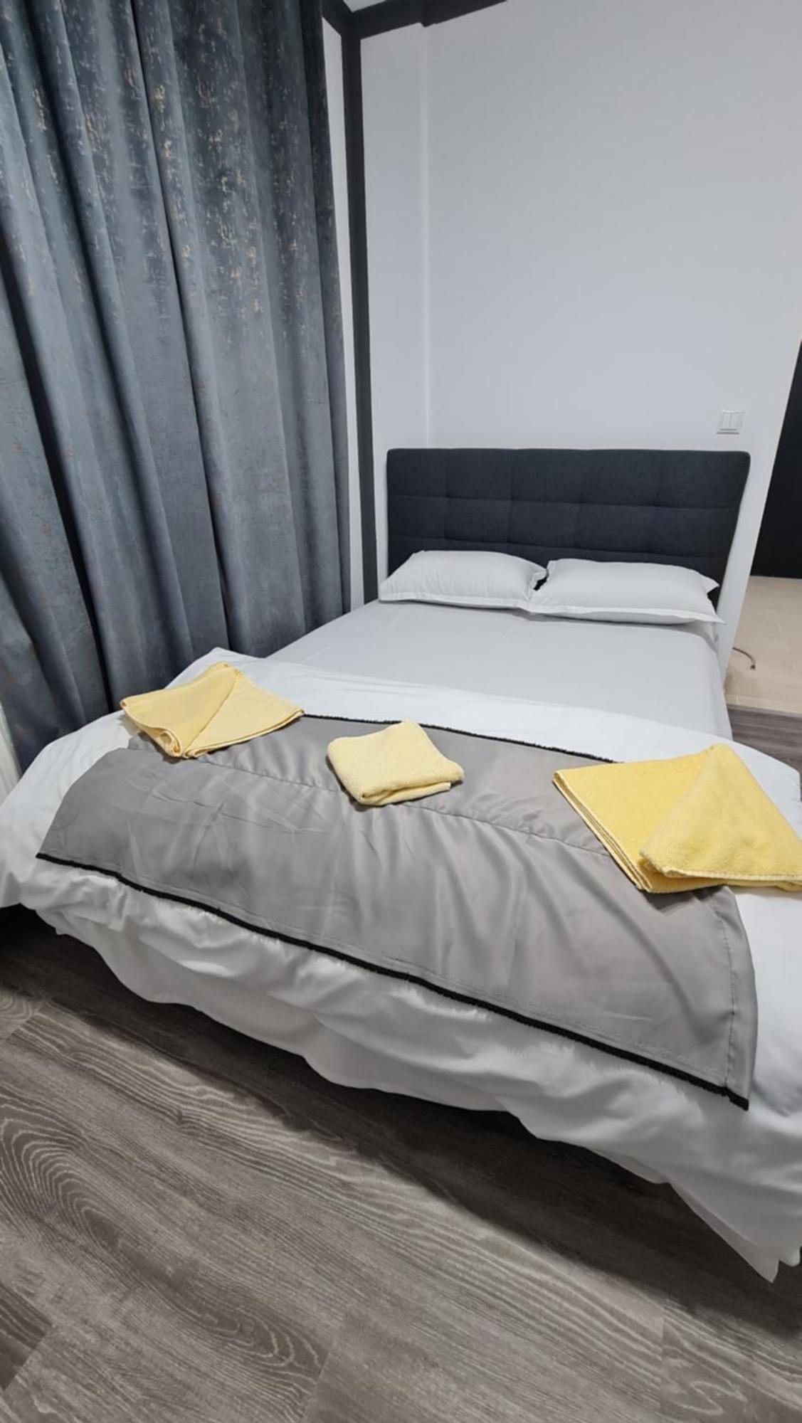Pomiculturii Residence 3 ทิมิชัวรา ภายนอก รูปภาพ